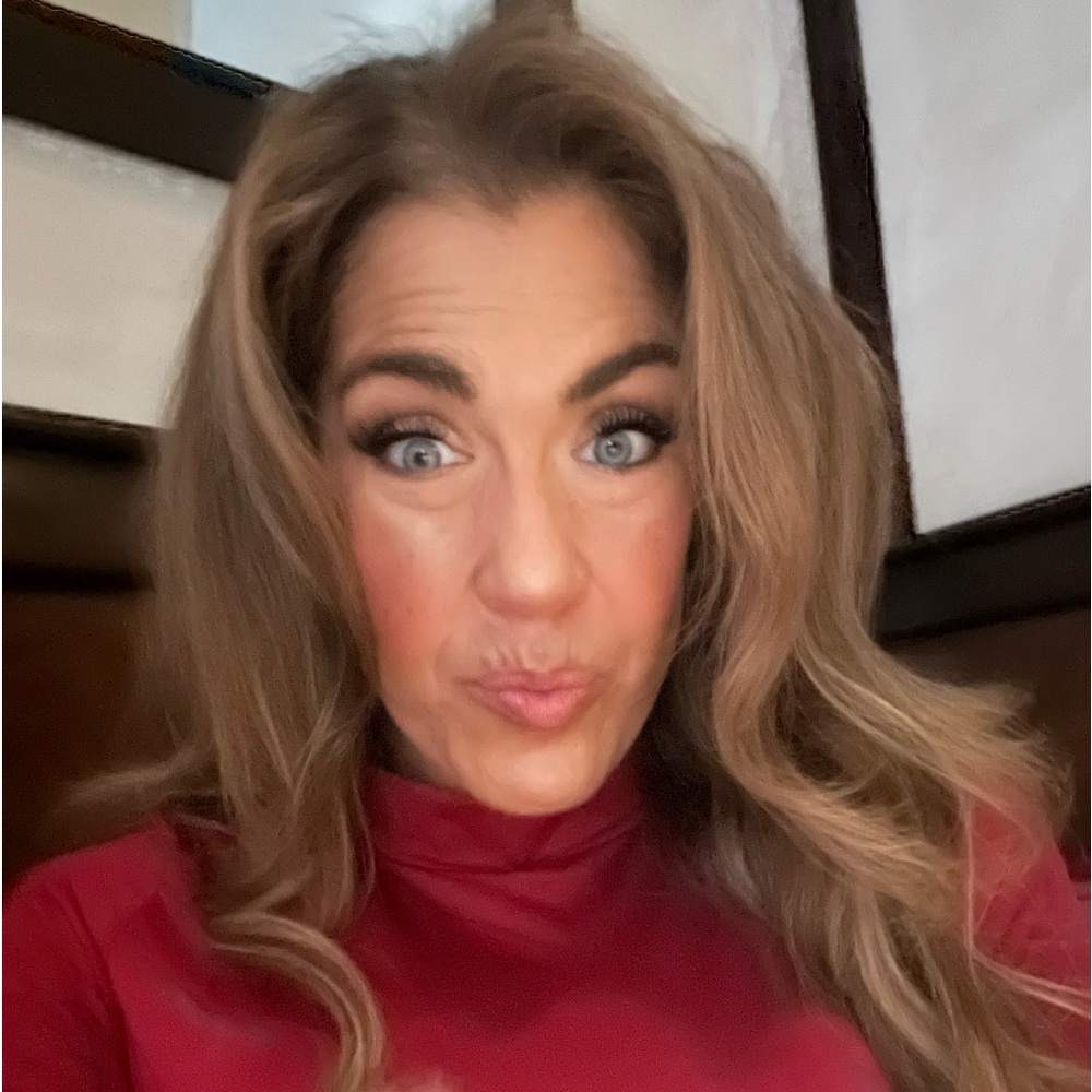 Meet your Posher, Lisa